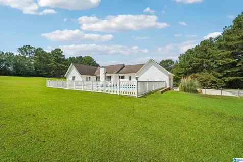 160 Dogwood Lane Holly Pond AL 35083