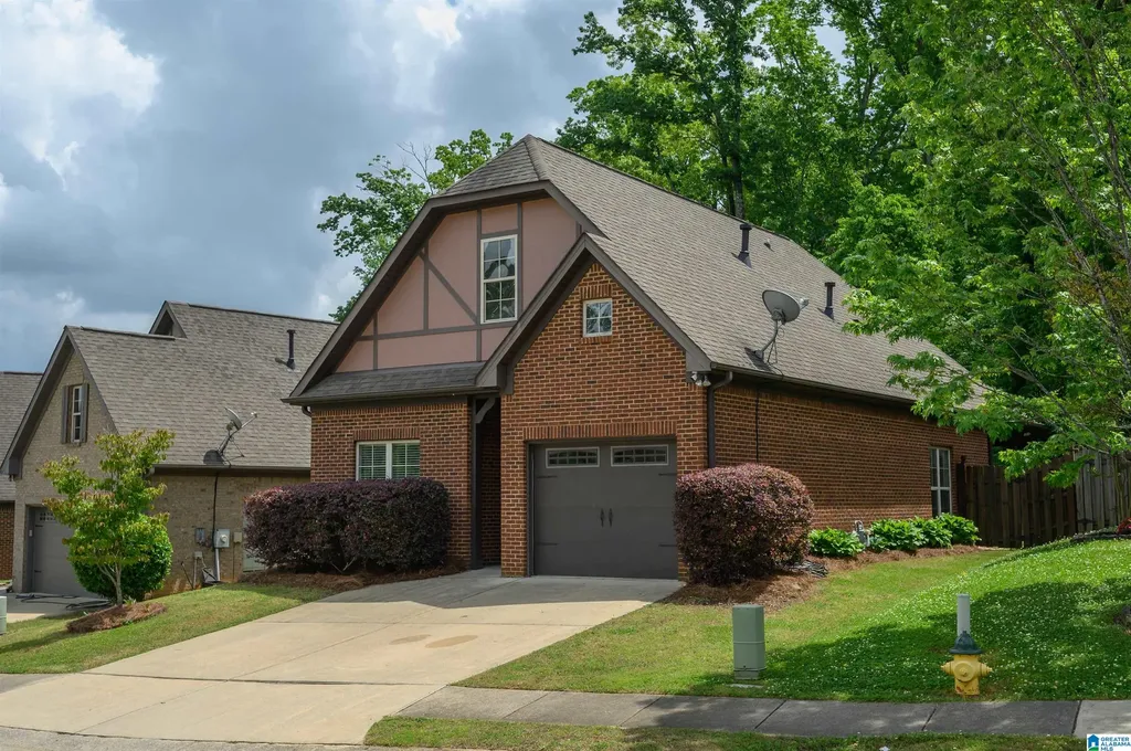 336 Kingston Circle Birmingham AL 35211