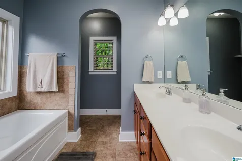 336 Kingston Circle Birmingham AL 35211