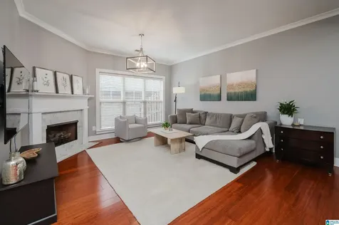 336 Kingston Circle Birmingham AL 35211