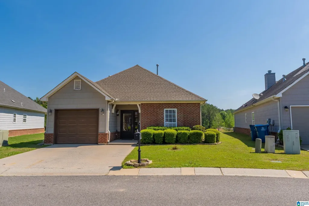 1017 Fairbank Lane Chelsea AL 35043