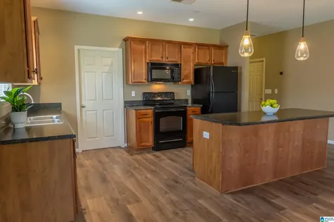 1017 Fairbank Lane Chelsea AL 35043