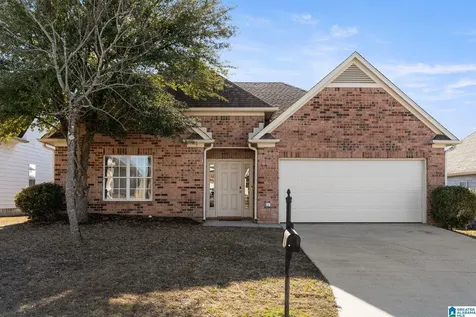 704 Waterford Lane Calera AL 35040