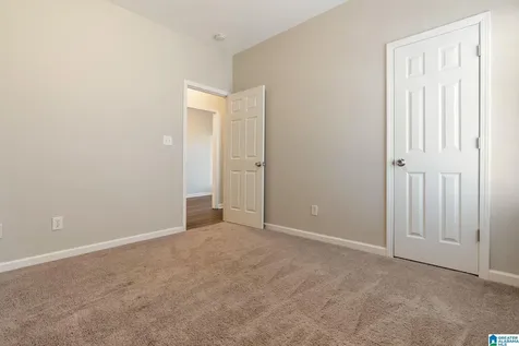 704 Waterford Lane Calera AL 35040