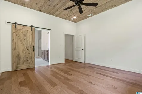 125 Mcalpin Circle Pelham AL 35124