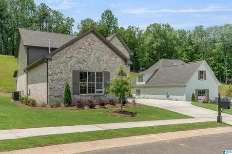 125 Mcalpin Circle Pelham AL 35124