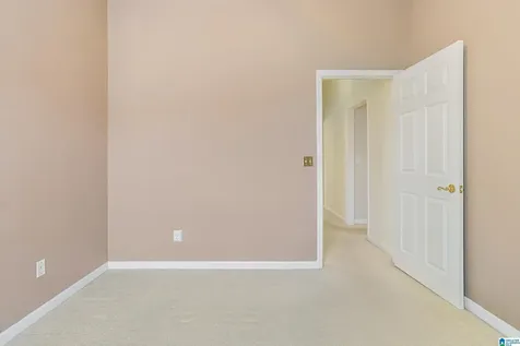 109 Stratford Circle Pelham AL 35124