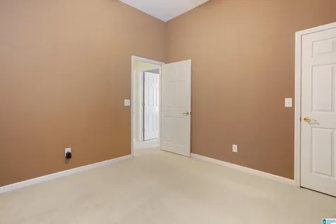 109 Stratford Circle Pelham AL 35124