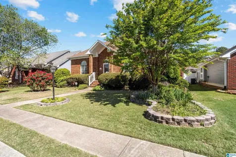 109 Stratford Circle Pelham AL 35124