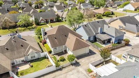 109 Stratford Circle Pelham AL 35124