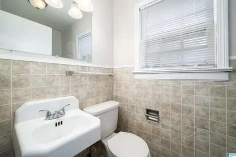 109 9th Court S Bessemer AL 35020