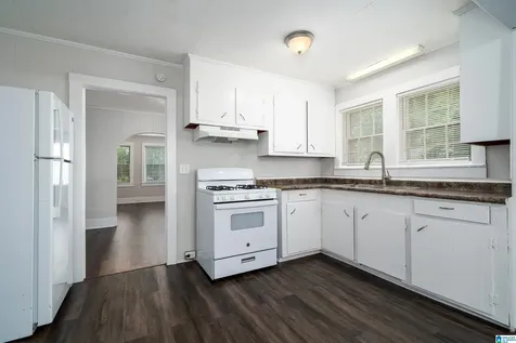 109 9th Court S Bessemer AL 35020