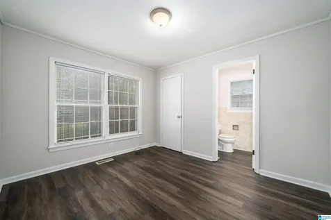 109 9th Court S Bessemer AL 35020