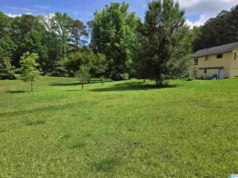2412 Fluker Drive Bessemer AL 35022