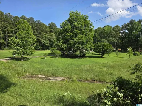 2412 Fluker Drive Bessemer AL 35022