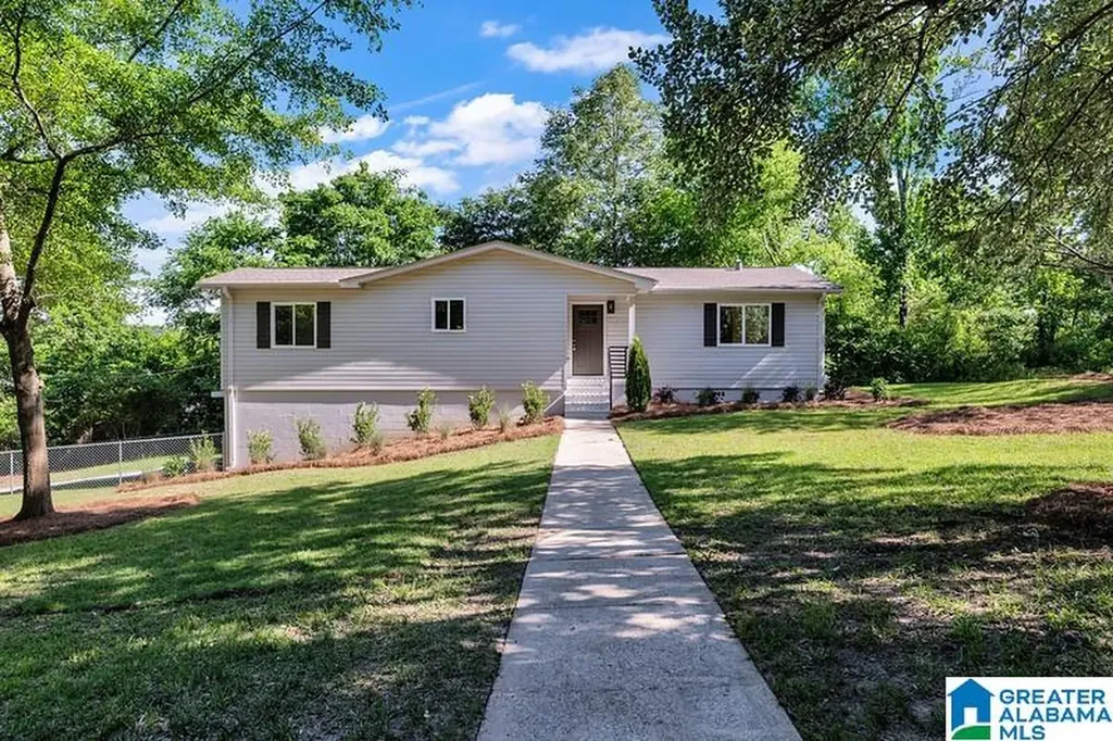 721 Bluff Park Road Hoover AL 35226