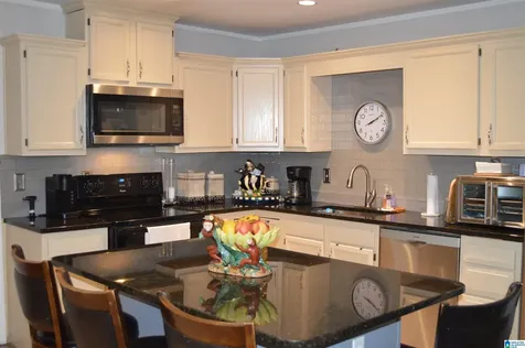 4829 Lincrest Drive Birmingham AL 35222