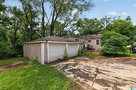 1325 17th Way SW Birmingham AL 35211