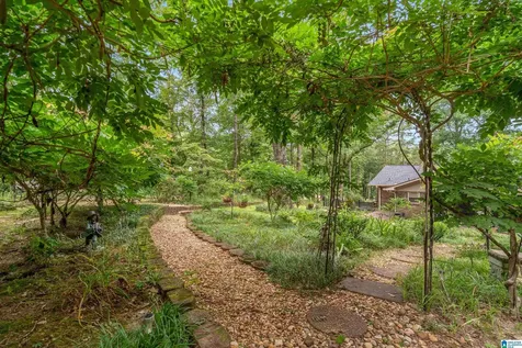 1800 Rex Lake Road Leeds AL 35094