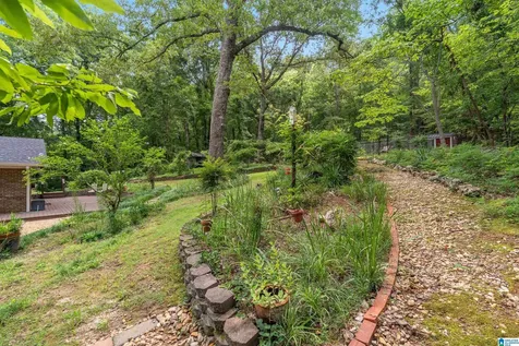 1800 Rex Lake Road Leeds AL 35094