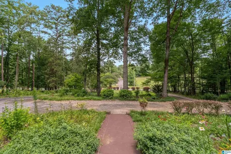 1800 Rex Lake Road Leeds AL 35094