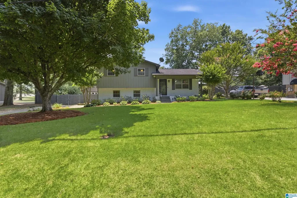 916 Graham Lane Mount Olive AL 35117