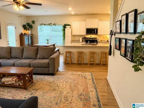 1096 Gadwall Drive Alabaster AL 35007