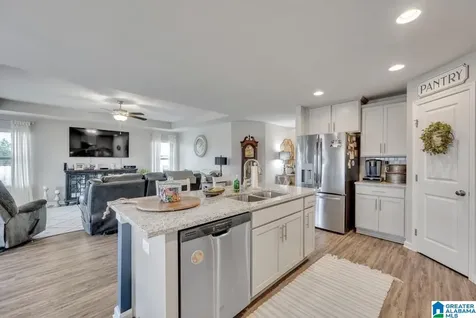 1107 Colonial Drive SW Cullman AL 35055