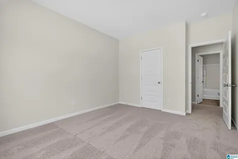4530 Village Springs Square Fultondale AL 35068