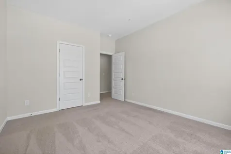 4530 Village Springs Square Fultondale AL 35068