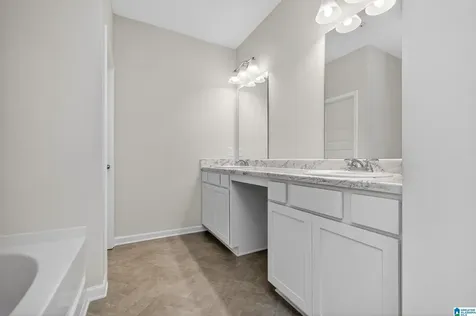 4530 Village Springs Square Fultondale AL 35068