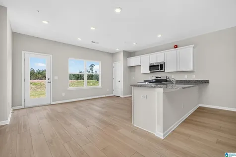 4532 Village Springs Square Fultondale AL 35068