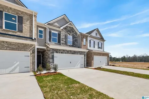 4532 Village Springs Square Fultondale AL 35068