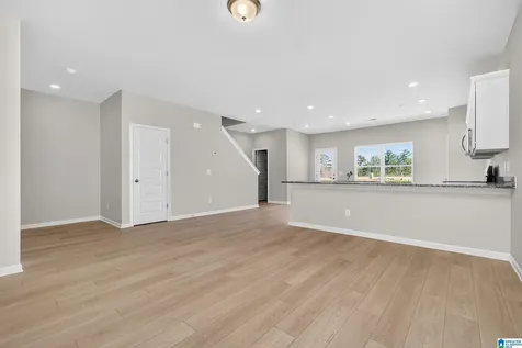 4532 Village Springs Square Fultondale AL 35068