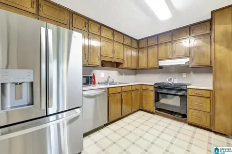 614 Greenbriar Road Fairfield AL 35064