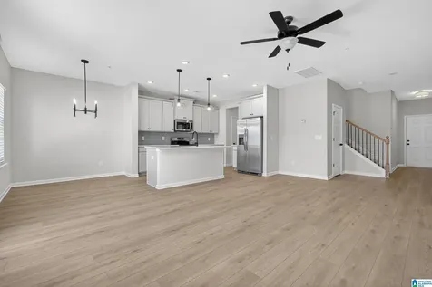 4526 Village Springs Square Fultondale AL 35068
