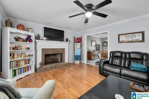 96 Tomahawk Circle Pelham AL 35124