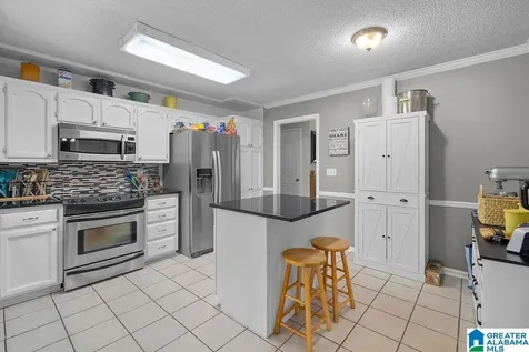96 Tomahawk Circle Pelham AL 35124