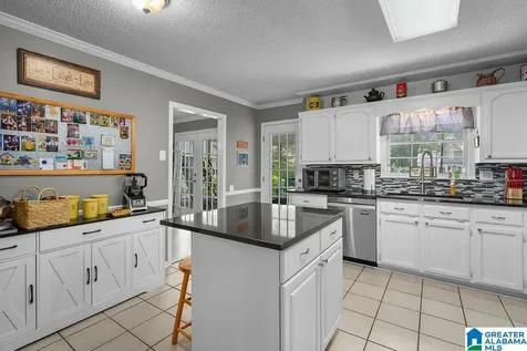 96 Tomahawk Circle Pelham AL 35124