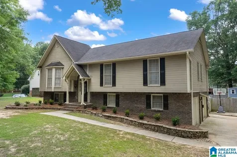 96 Tomahawk Circle Pelham AL 35124