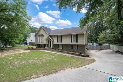 96 Tomahawk Circle Pelham AL 35124