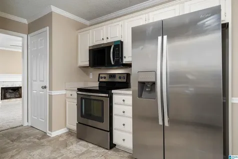 518 Laurel Woods Trail Helena AL 35080