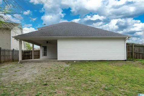 518 Laurel Woods Trail Helena AL 35080