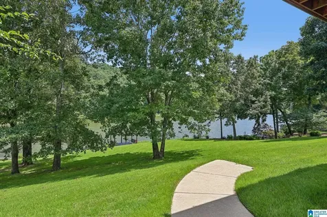 1097 Long Leaf Lake Drive Helena AL 35022