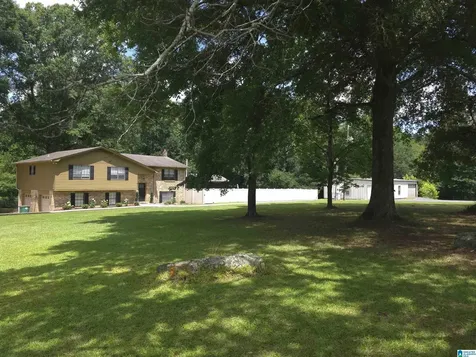 637 County Road 1194 Cullman AL 35057
