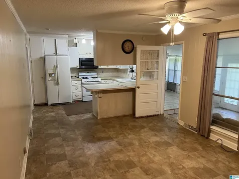 424 Daniel Drive NE Center Point AL 35215