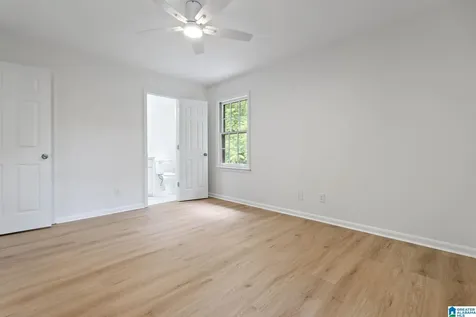 2825 2nd Way NW Center Point AL 35215