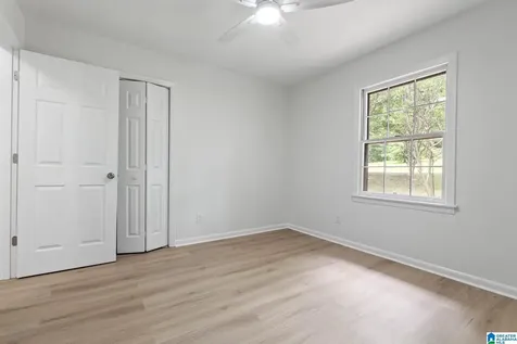 2825 2nd Way NW Center Point AL 35215