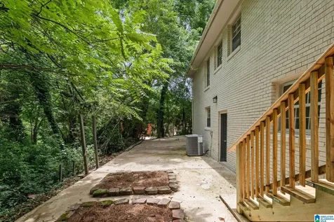 2825 2nd Way NW Center Point AL 35215