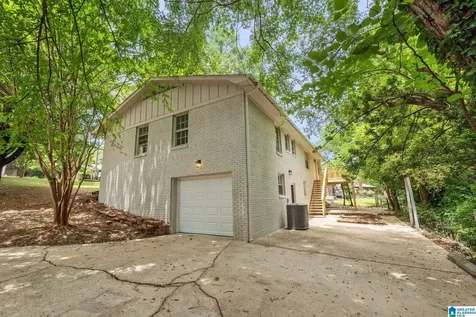 2825 2nd Way NW Center Point AL 35215